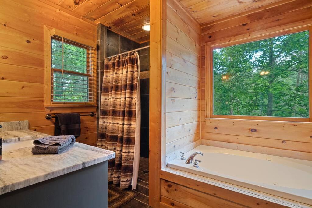 Lakeside Retreat Hot Tub Fishing Hiking Ellijay Eksteriør bilde