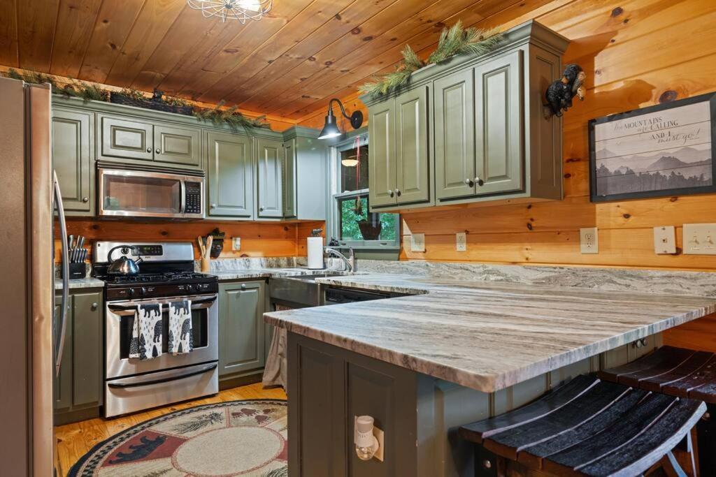 Lakeside Retreat Hot Tub Fishing Hiking Ellijay Eksteriør bilde