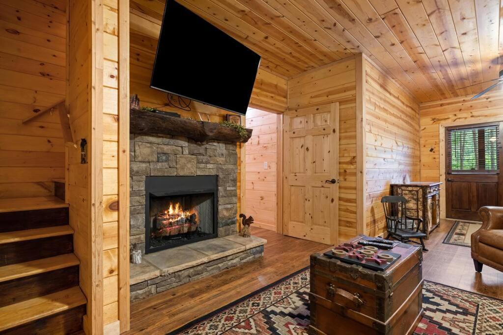 Lakeside Retreat Hot Tub Fishing Hiking Ellijay Eksteriør bilde